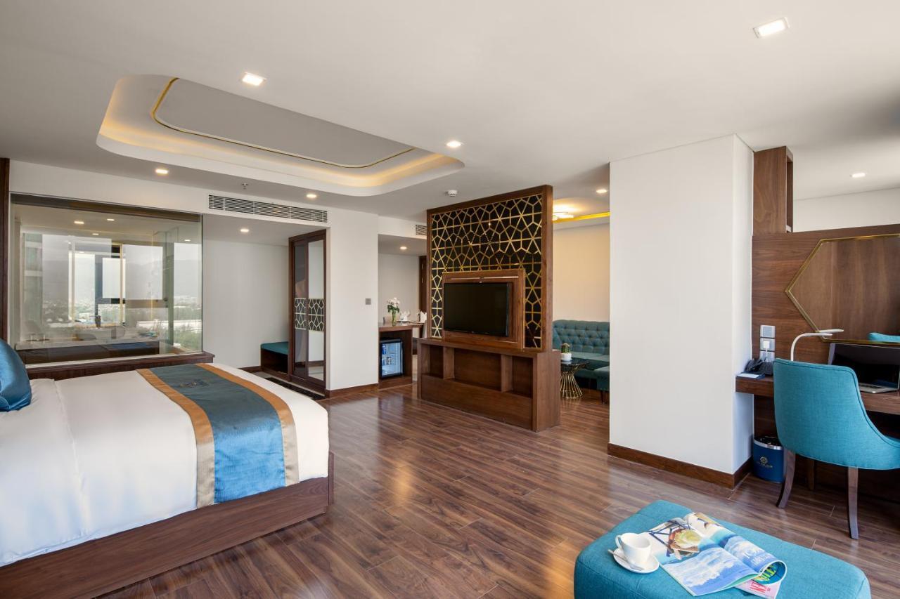 Khách sạn Khách Sạn&spa Cn Palace Boutique 4*