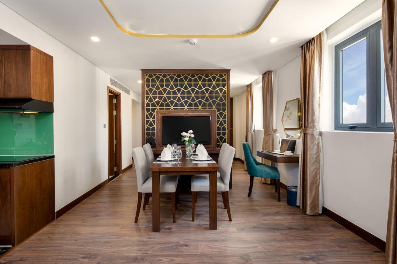 Khách sạn Khách Sạn&spa Cn Palace Boutique 4*